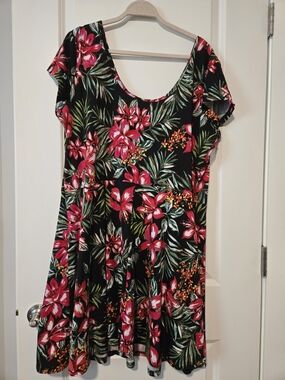 Black Floral Scoop-Neck A-Line Dress.